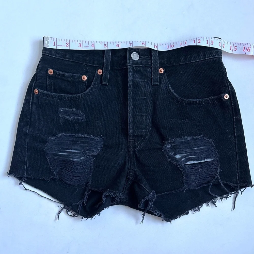 Levi’s 501 Black Distressed Denim Jean Shorts Size 26